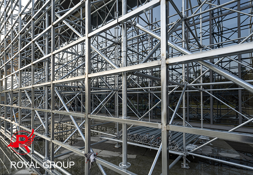 The Versatility of Scaffold Poles A Closer Look at China Royal Steel Group's Scaffolding Pipe